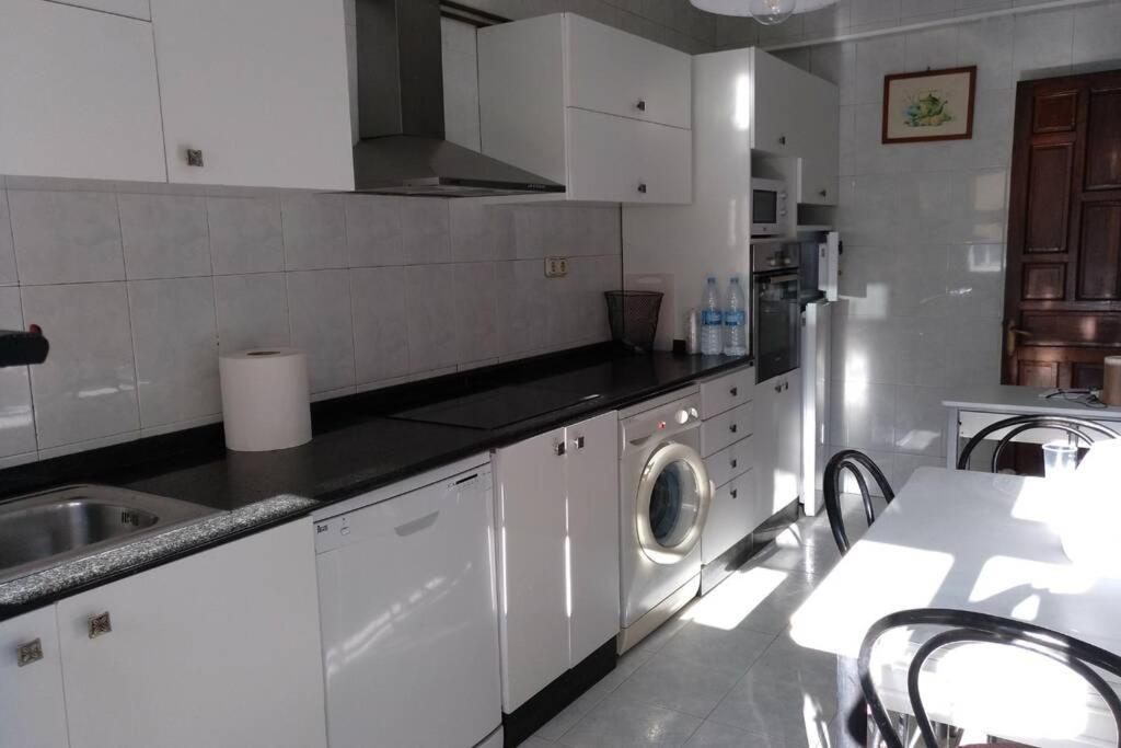 Apartamento Con Garaje Santiago De Compostela 아파트 외부 사진